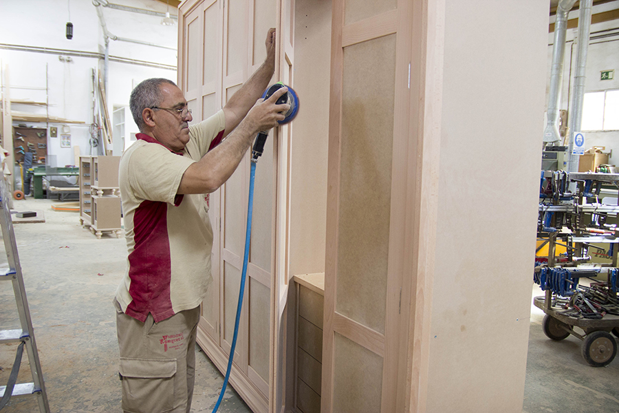 Empresas del mueble a medida de Valverde participan en las jornadas de puertas abiertas de los Días Europeos de la Artesanía